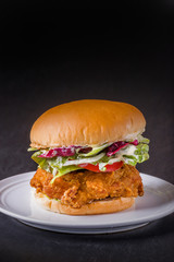 チキンバーガー　Fried chicken burger