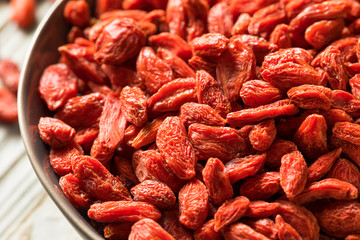 Raw Red Organic Goji Berries