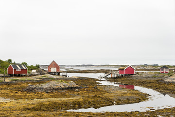 Fischerhütten in den Schären auf Smøla