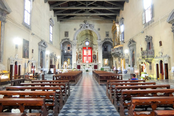 Fototapeta na wymiar Pisa, Italy. Interiors of catholic church (Chiesa di Santa Maria del Carmine) in Pisa, Italy.