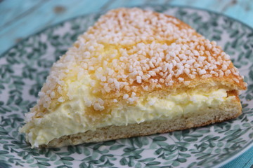 Tarte tropézienne