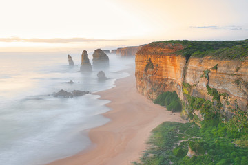 The 12 Apostles at dusk, near Port Campbell, Shipwreck Coast, Great Ocean Road, Victoria, Australia.