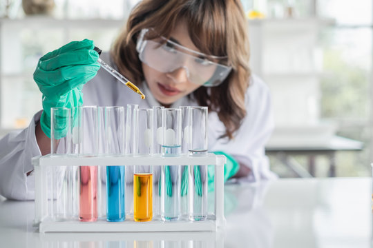 385,376 BEST Scientific IMAGES, STOCK PHOTOS & VECTORS | Adobe Stock