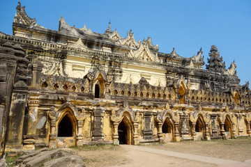 Obraz premium Maha Aungmye Bonzan Monastery