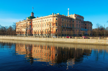 Fototapeta na wymiar St. Michael s Castle, Petersburg.