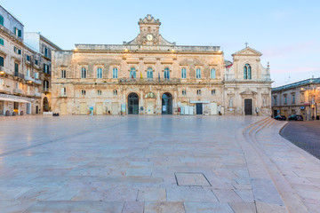 Obraz premium Stadtzentrum von Ostuni, Apulien, Italien