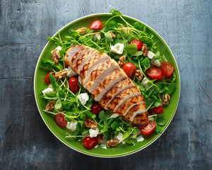 Fresh Grilled Chicken salad with tomatoes, feta cheese