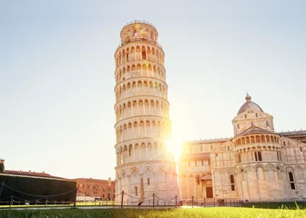 Papier Peint photo autocollant Tour de Pise Pisa leaning tower and cathedral basilica at sunrise, Italy. Travel concept