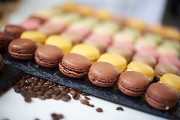Bunte Macarons