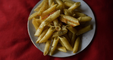 pasta fried with spices
