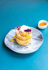 pancake with honey and butter