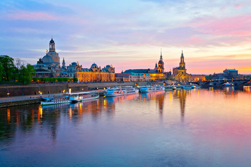 Sonnenuntergang in Dresden, Deutschland