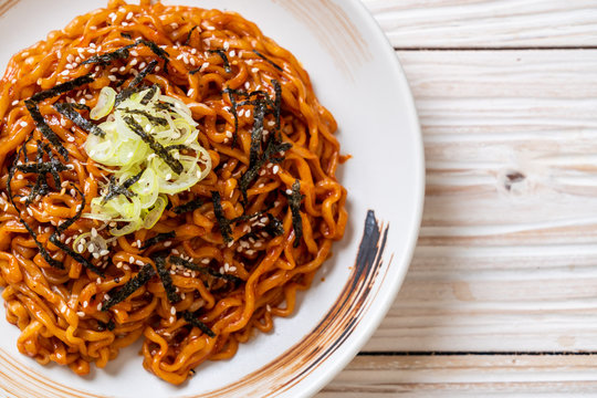 Korean Hot And Spicy Instant Noodle With Kimchi