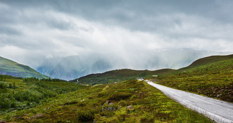 Fototapeta na wymiar Summer mountain cloudy landscape (Norway)