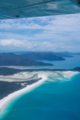 Whitsunday Islands und Whitehaven Beach aus der Luft fotografiert