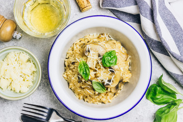 Italian risotto with mushrooms, parmesan cheeseand white wine.