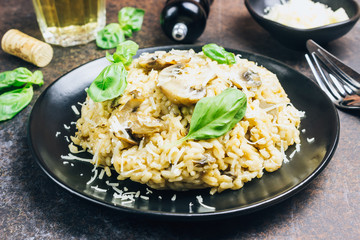 Italian risotto with mushrooms, parmesan cheeseand white wine.