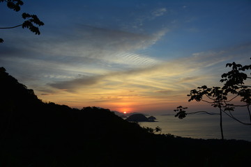 Fototapeta premium Sunrise in Felix Beach, Ubatuba, SP, Brasil