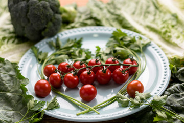 Ensalade de tomates cereza y perejil