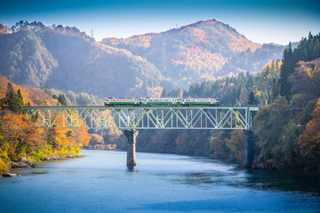 Obraz premium Tadami line at Mishima town , Fukushima in autumn
