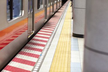 電車　痴漢　転勤　通勤　早朝