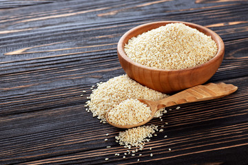 sesame seeds in bowl