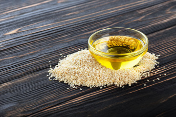 sesame oil in glass bowl