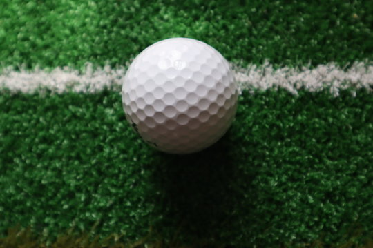 ゴルフの練習のイメージ