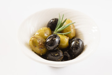 olive fruits in the bowl