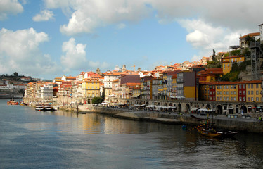 Fototapeta na wymiar Landscapes and architecture of Porto. Portugal