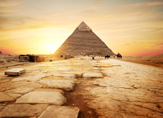 Egyptian pyramid in sand - obrazy, fototapety, plakaty