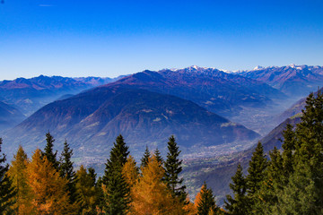 Blick vom Hirzergebiet