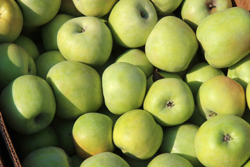 green apples in box