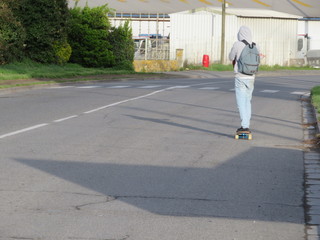 Skateboard great speed to travel on the road