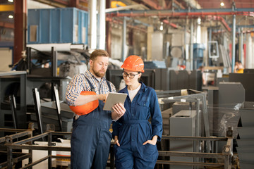 Meeting in workshop