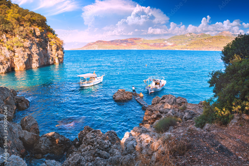 Wall mural Boats in a Korsan koyu