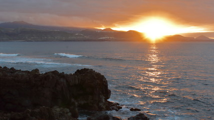 atardecer en playa de gran canaria