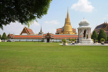 07 February 2019, Bangkok, Thailand, Royal Palace temple complex. Buildings and architectural...