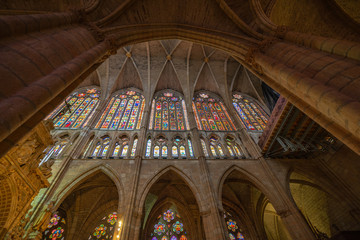 Fototapeta na wymiar Catedral gótica de León en España