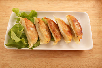 おいしそうな焼き餃子