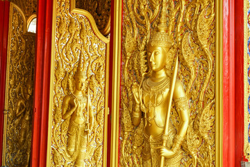 Ancient Thai craft art in Wat thasung.