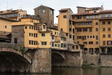 Fototapeta na wymiar ponte vecchi, Firenze