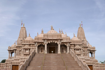 Exterior view of the famous BAPS Shri Swaminarayan Mandir