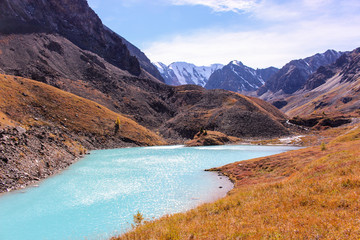 Blue lake in the Altai mountains on autumn