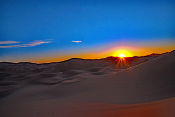 Plakat モロッコ/サハラ砂漠の日の出