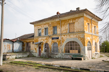 Fototapeta na wymiar Abandoned railway station
