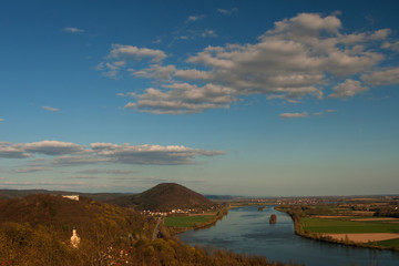 Ausblick von der Burgruine Donaustauf