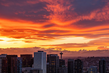Fototapeta na wymiar Sunset above downtown of Seattle, WA