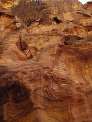 Petra; Raqmu - historic ruins of the ancient, rock city of the Nabatean Arabians. It is located in southwestern Jordan. It is also known as the rose-red city. UNESCO World Heritage list.