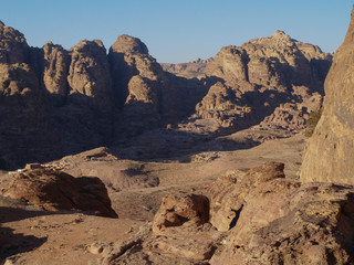 Fototapeta na wymiar Petra; Raqmu - historic ruins of the ancient, rock city of the Nabatean Arabians. It is located in southwestern Jordan. It is also known as the rose-red city. UNESCO World Heritage list.